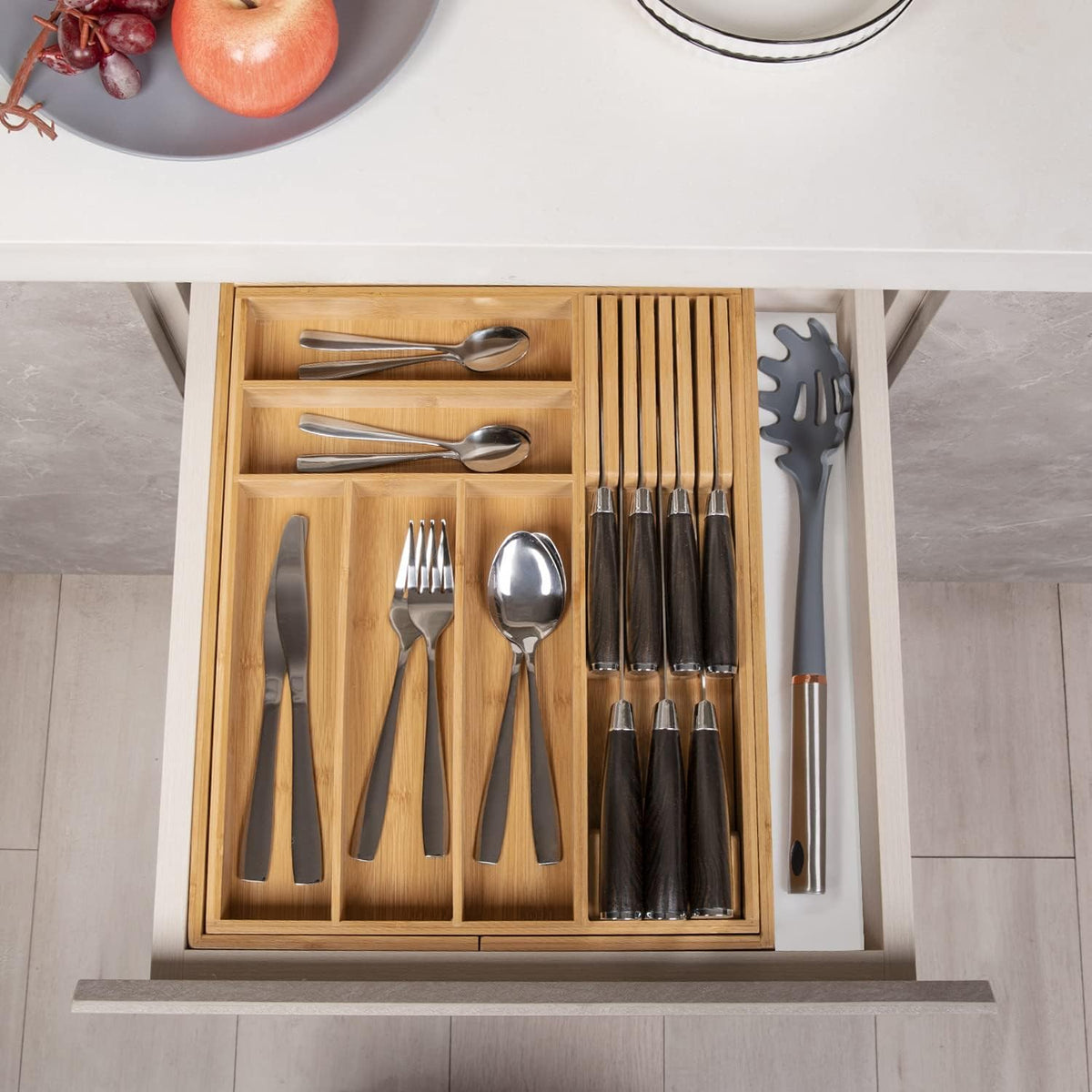 TIOPGHAD Expandable Bamboo Silverware Organizer with Removable Knife Block, 8 Compartments