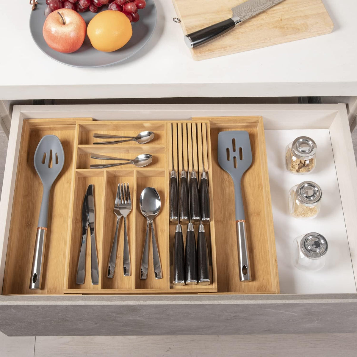 TIOPGHAD Expandable Bamboo Silverware Organizer with Removable Knife Block, 8 Compartments