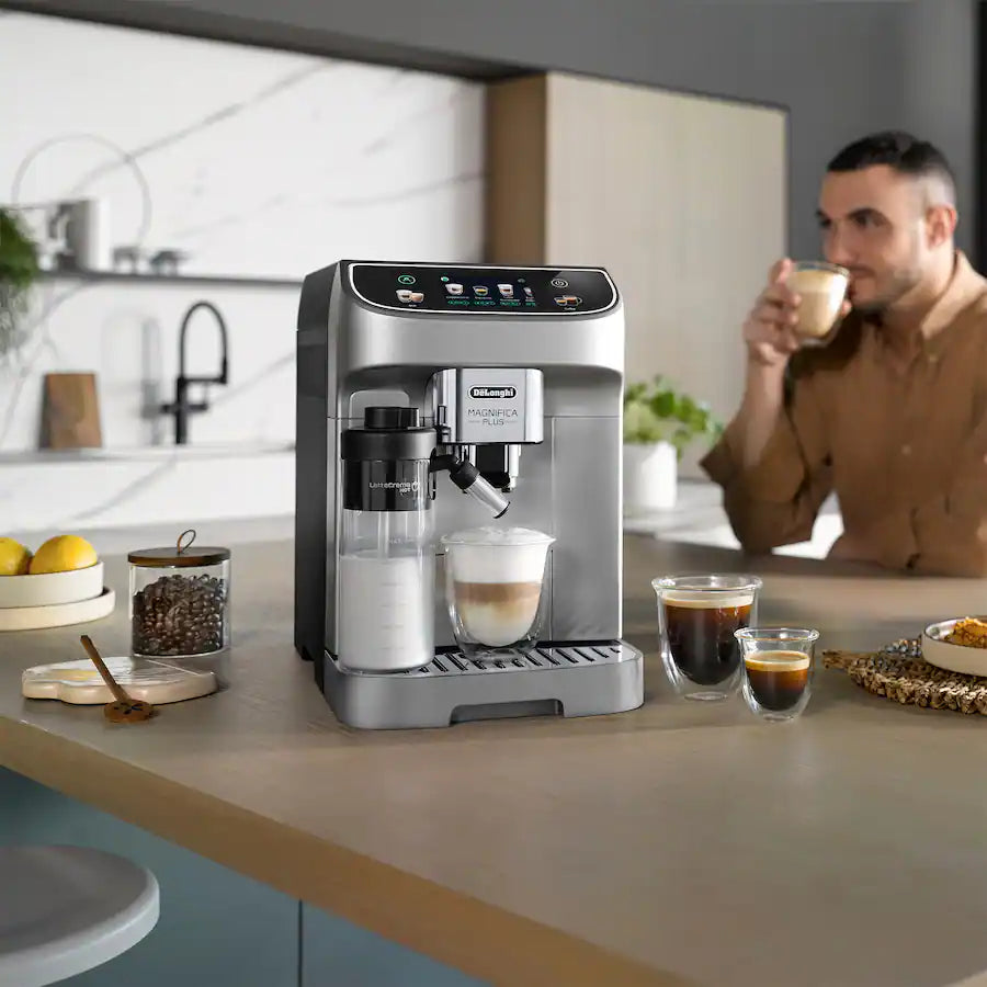De'Longhi Magnifica Plus Fully Automatic Espresso Machine - Silver