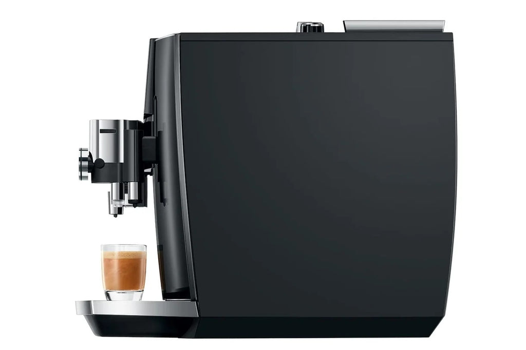 Jura J8 Twin + Extra Cleaning Supplies – Barista-Level Coffee at Home with Dual Spouts & Aroma Grinder